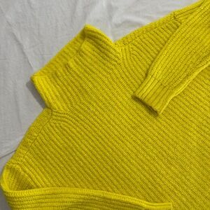 Anthropologie Women XS Yellow Ribbed Knit Mock Neck Long Sleeve Cropped Sweater